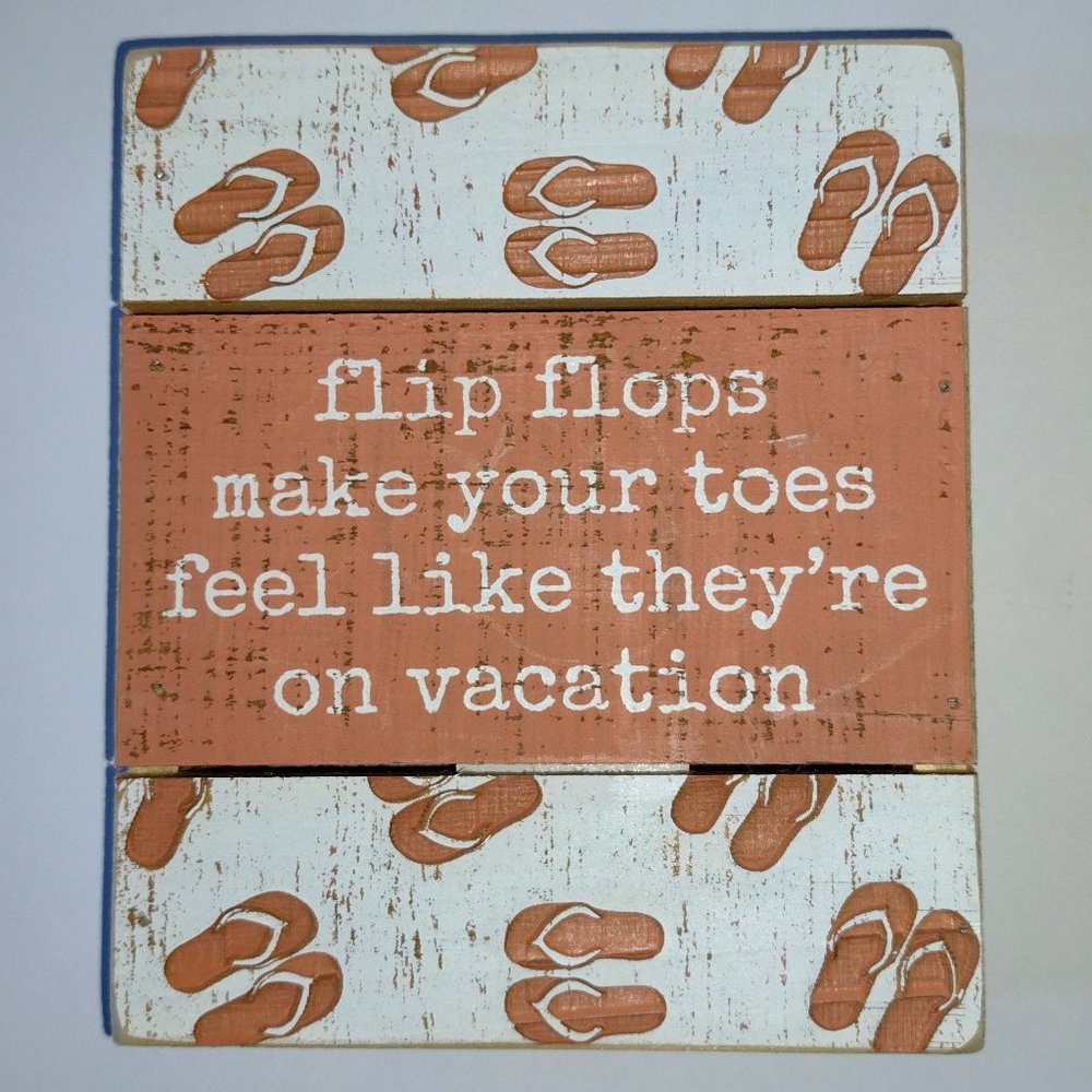 Flip Flops Toes On Vacation - 5.50 x 6.50 x 1,75 In - PBK-Wooden Slat Box Sign